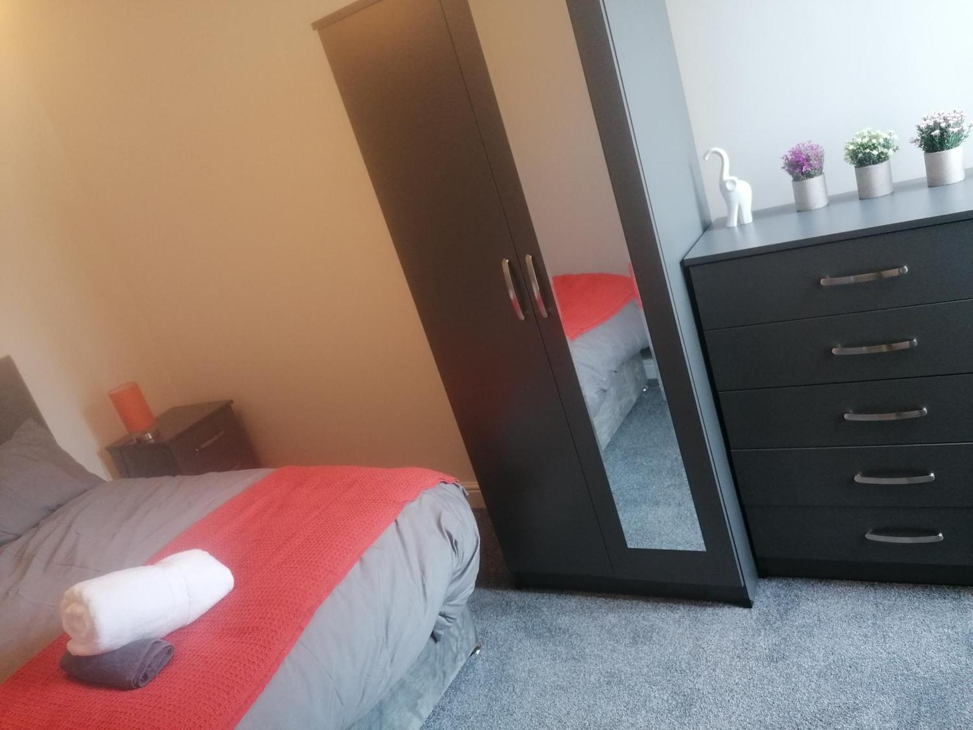 Rossy Home Of Relaxations Stoke-on-Trent Esterno foto