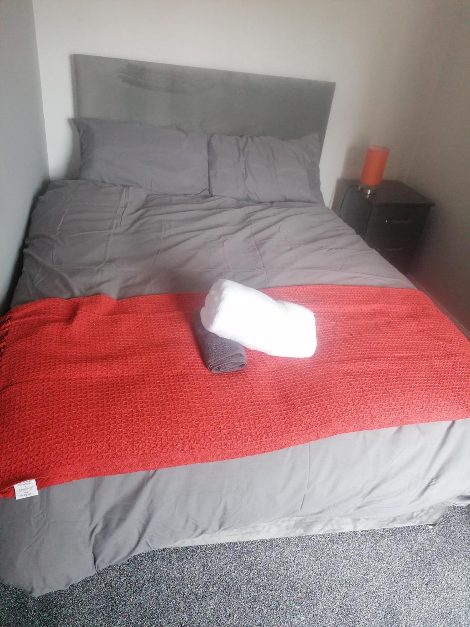 Rossy Home Of Relaxations Stoke-on-Trent Esterno foto